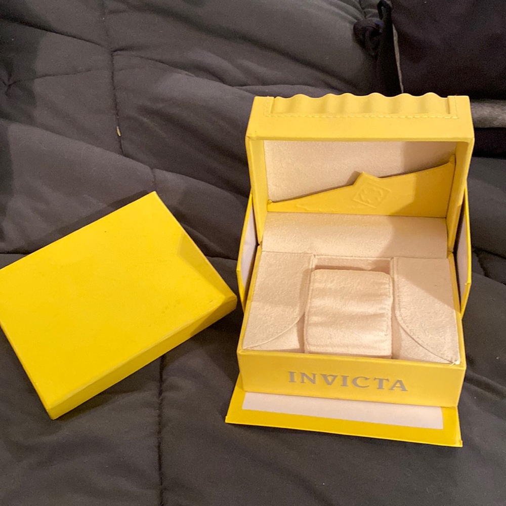 Invicta watch case